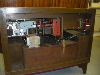 606 Radiogram 1947 - Rear